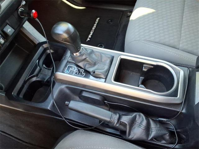 Photo of 2020 Midnight Black Metallic Toyota Tacoma