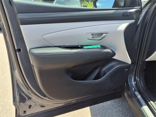 Photo of 2025 Ecotronic Gray Hyundai TUCSON