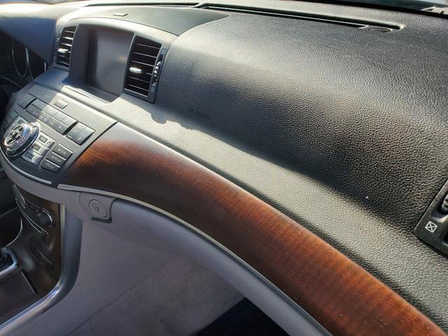 Photo of 2010 Gray INFINITI M45