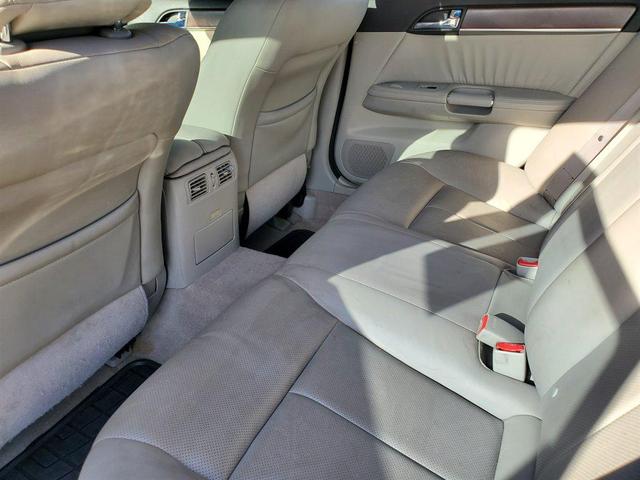 Photo of 2010 Gray INFINITI M45