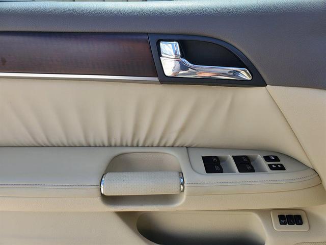 Photo of 2008 Gray INFINITI M35