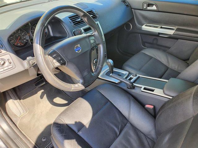 Photo of 2008 Gray Volvo S40
