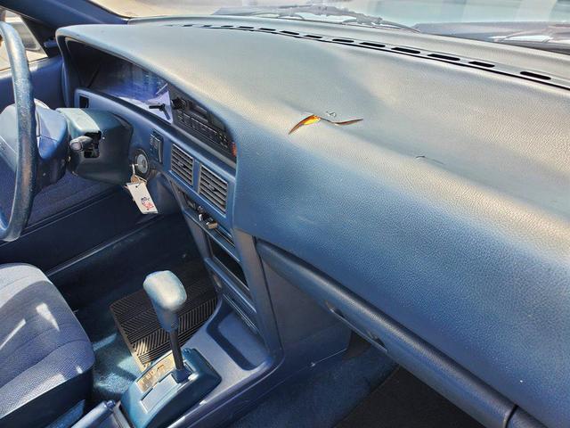 Photo of 1990 Blue Toyota Corolla