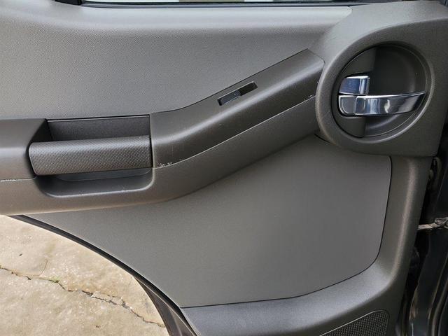 Photo of 2006 Gray Nissan Xterra