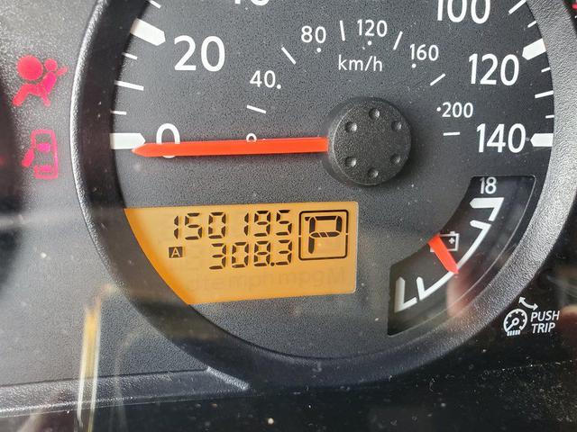 Photo of 2006 Gray Nissan Xterra