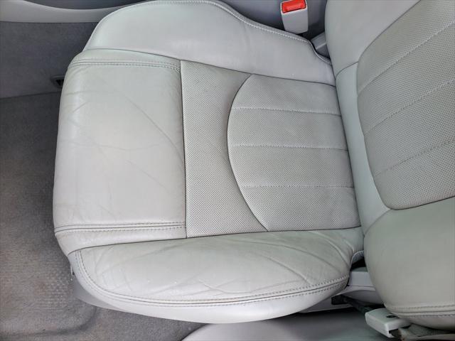 Photo of 2013 White Buick Enclave
