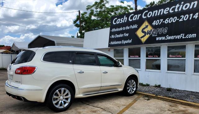 Photo of 2013 White Buick Enclave