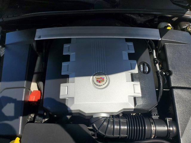 Photo of 2008 White Cadillac CTS