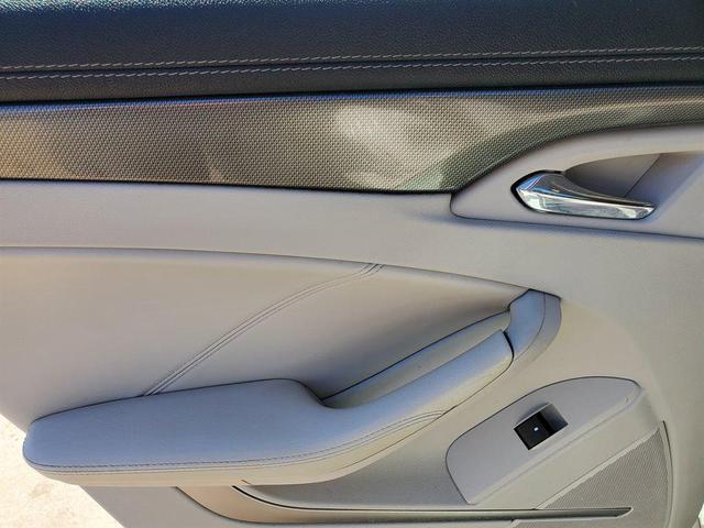Photo of 2008 White Cadillac CTS