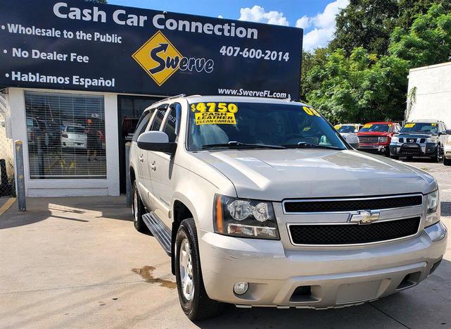 Photo of 2008 Silver Chevrolet Suburban