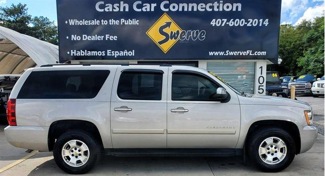 Photo of 2008 Silver Chevrolet Suburban