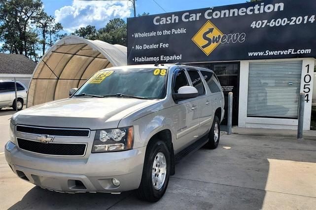 Photo of 2008 Silver Chevrolet Suburban