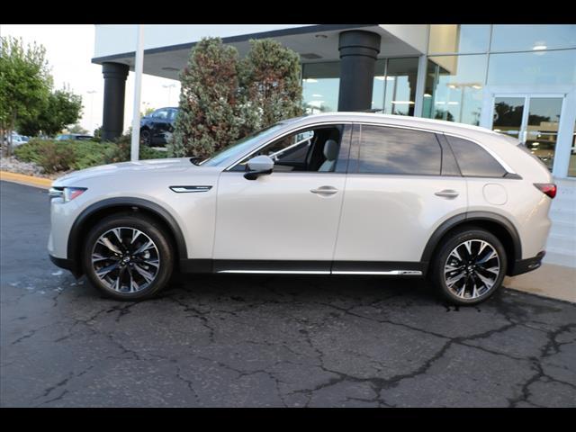 Photo of 2024 Platinum Quartz Metallic Mazda CX-90 PHEV
