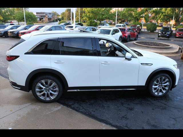 Photo of 2025 Rhodium Mazda CX-90