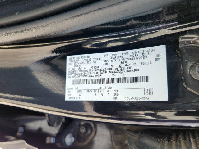 Photo of 2020 Agate Black Metallic Ford F-350