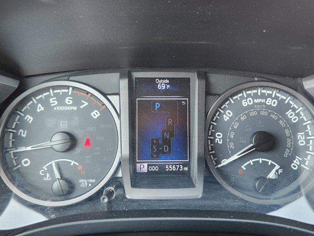 Photo of 2018 Midnight Black Metallic Toyota Tacoma