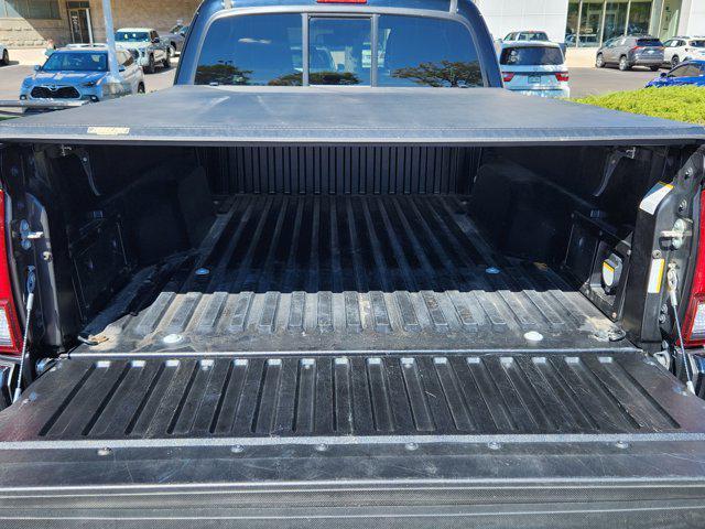 Photo of 2018 Midnight Black Metallic Toyota Tacoma