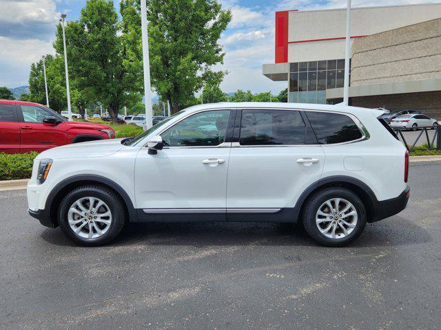 Photo of 2020 Snow White Pearl Kia Telluride