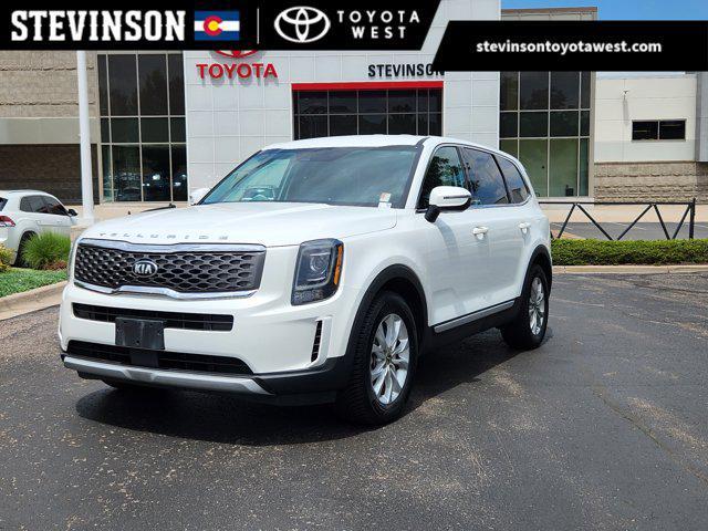 Photo of 2020 Snow White Pearl Kia Telluride