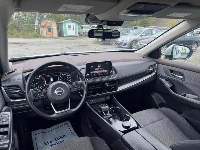 Photo of 2023 Brilliant Silver Metallic Nissan Rogue