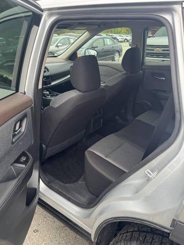 Photo of 2023 Brilliant Silver Metallic Nissan Rogue