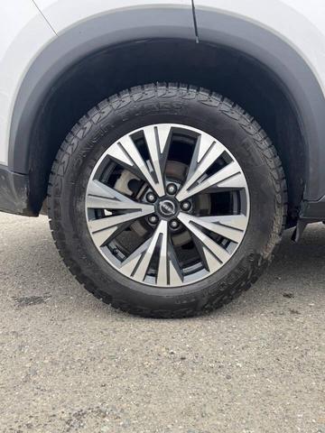 Photo of 2023 Brilliant Silver Metallic Nissan Rogue