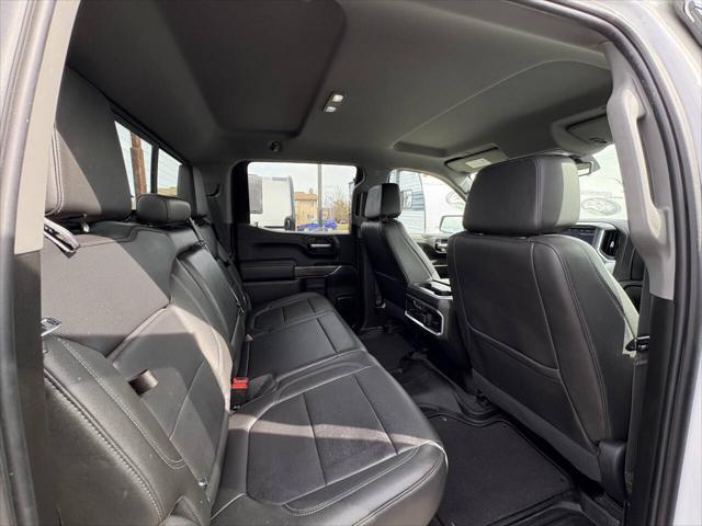 Photo of 2021 White Chevrolet Silverado 1500