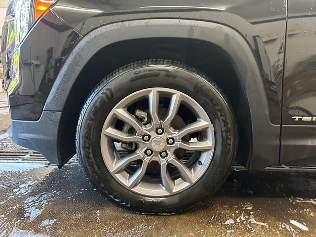 Photo of 2023 Ebony Twilight Metallic GMC Terrain