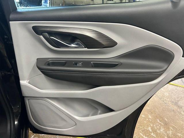 Photo of 2023 Ebony Twilight Metallic GMC Terrain