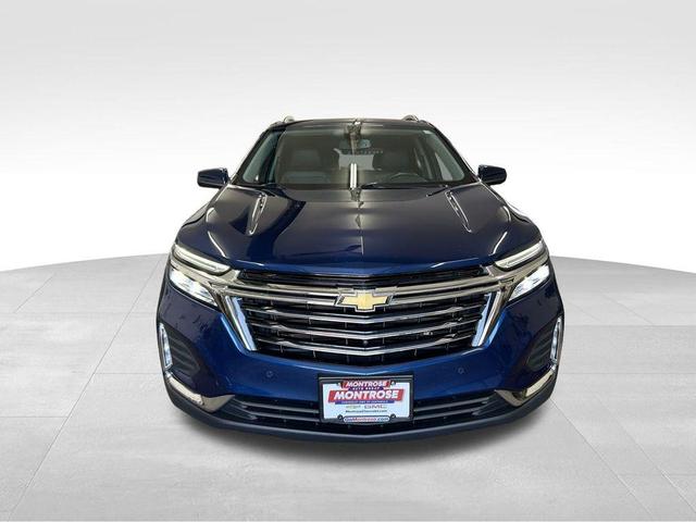 Photo of 2022 Blue Glow Metallic Chevrolet Equinox