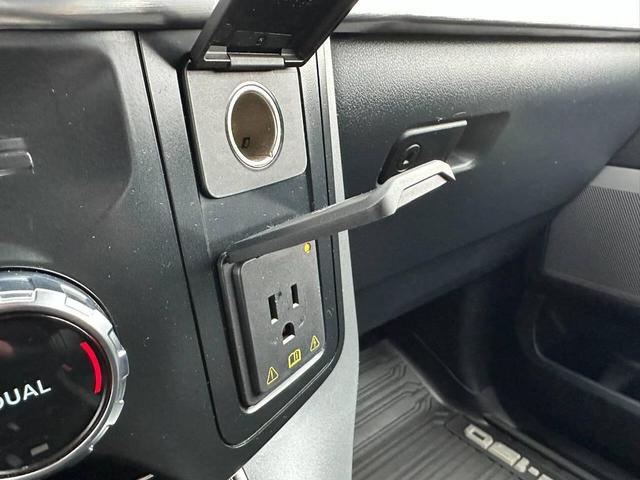 Photo of 2022 Blue Ford F-150