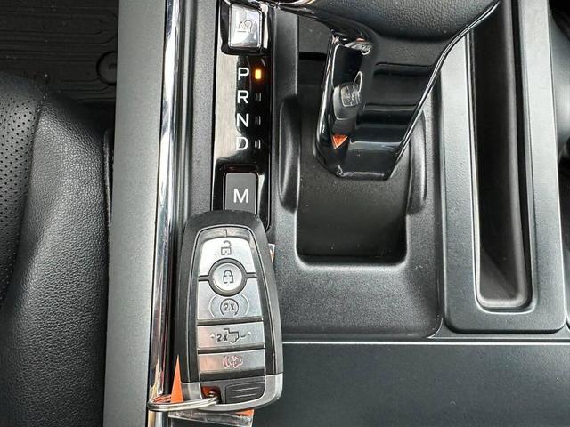 Photo of 2022 Blue Ford F-150