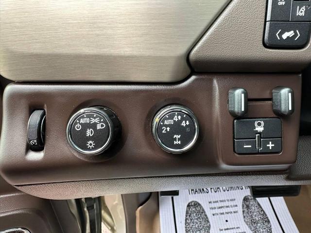 Photo of 2015 Tan GMC Yukon XL