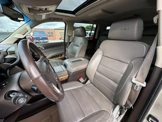 Photo of 2015 Tan GMC Yukon XL