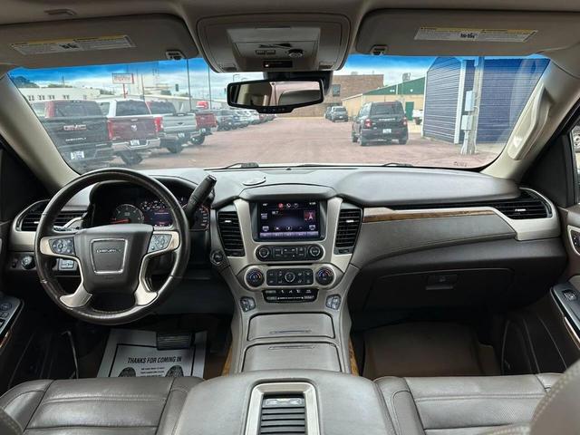 Photo of 2015 Tan GMC Yukon XL