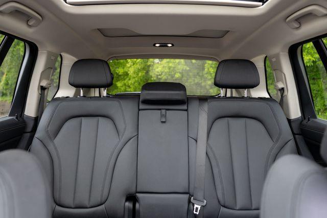 Photo of 2020 Black BMW X7