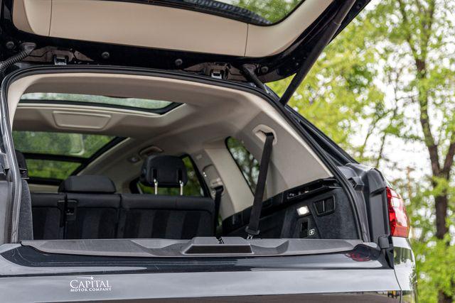 Photo of 2020 Black BMW X7