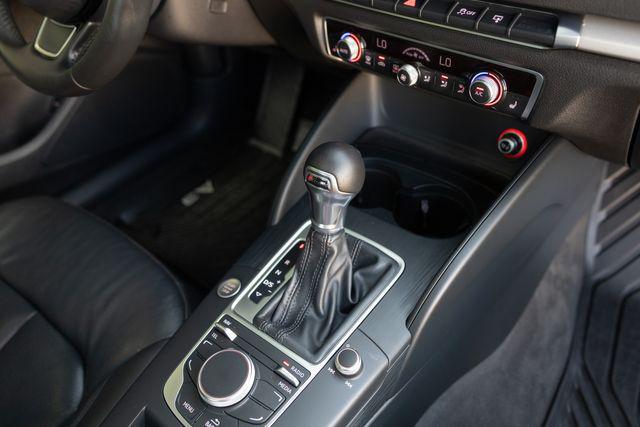 Photo of 2016 Gray Audi A3