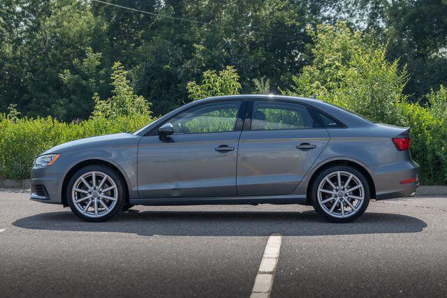 Photo of 2016 Gray Audi A3