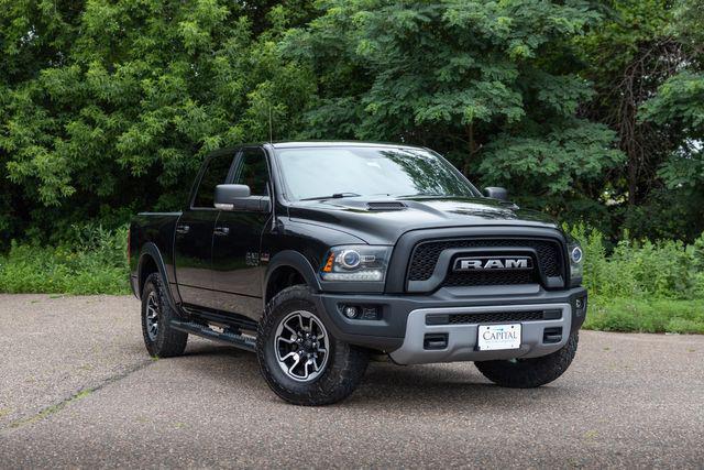 Photo of 2017 Brilliant Black Crystal Pearl RAM 1500