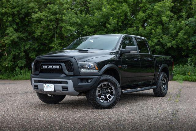 Photo of 2017 Brilliant Black Crystal Pearl RAM 1500