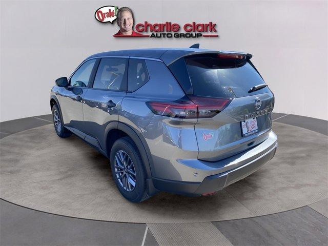 Photo of 2025 Gun Metallic Nissan Rogue
