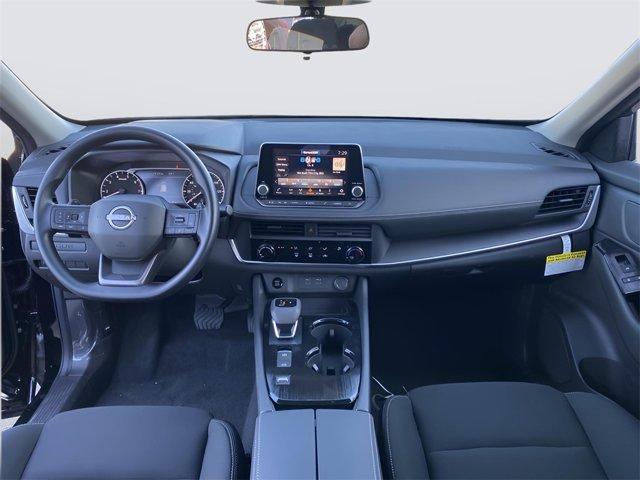 Photo of 2025 Black Nissan Rogue