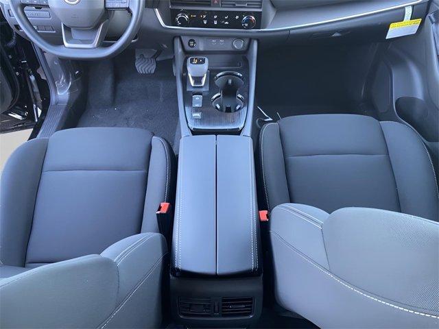Photo of 2025 Black Nissan Rogue