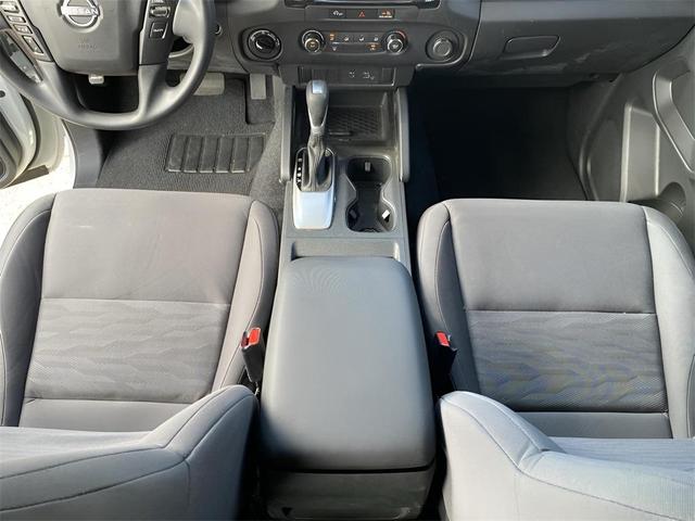 Photo of 2024 Glacier White Nissan Frontier