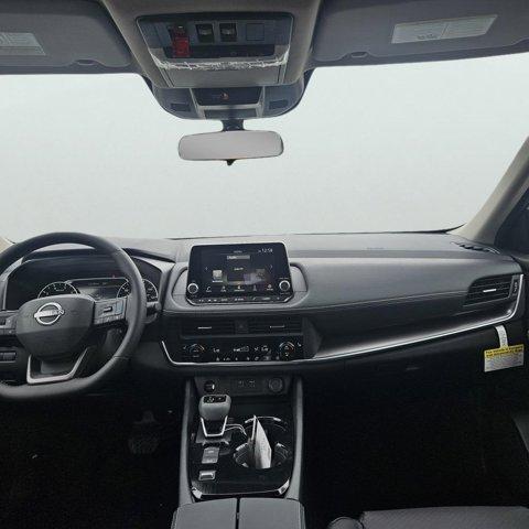 Photo of 2026 Everest White P Nissan Rogue