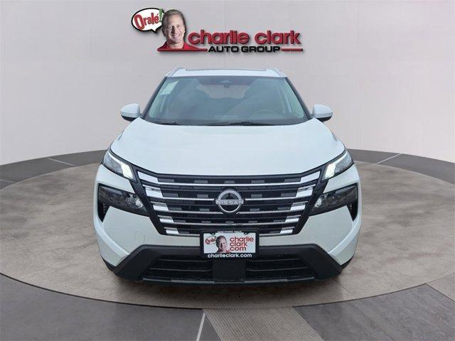 Photo of 2026 Everest White P Nissan Rogue