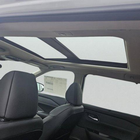 Photo of 2026 Everest White P Nissan Rogue
