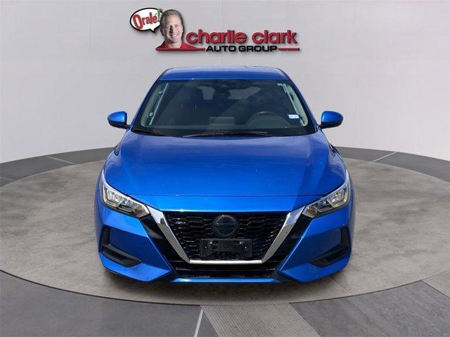 Photo of 2022 Electric Blue Metallic Nissan Sentra