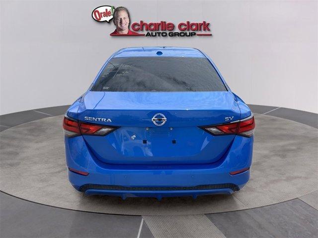 Photo of 2022 Electric Blue Metallic Nissan Sentra